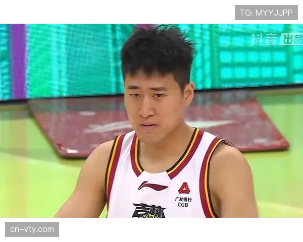 广厦主场102比88击垮吉林 塔克33分12助攻统治比赛